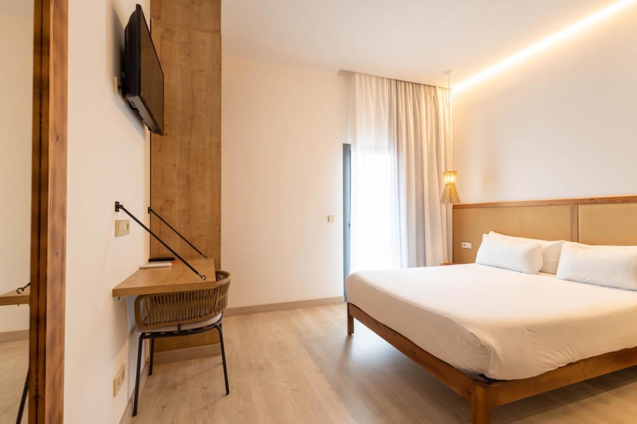 Play Hotel Ibiza - Adults Only エクステリア 写真